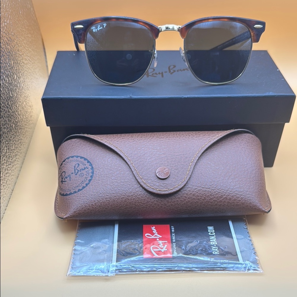 Ray-Ban Brown Bag